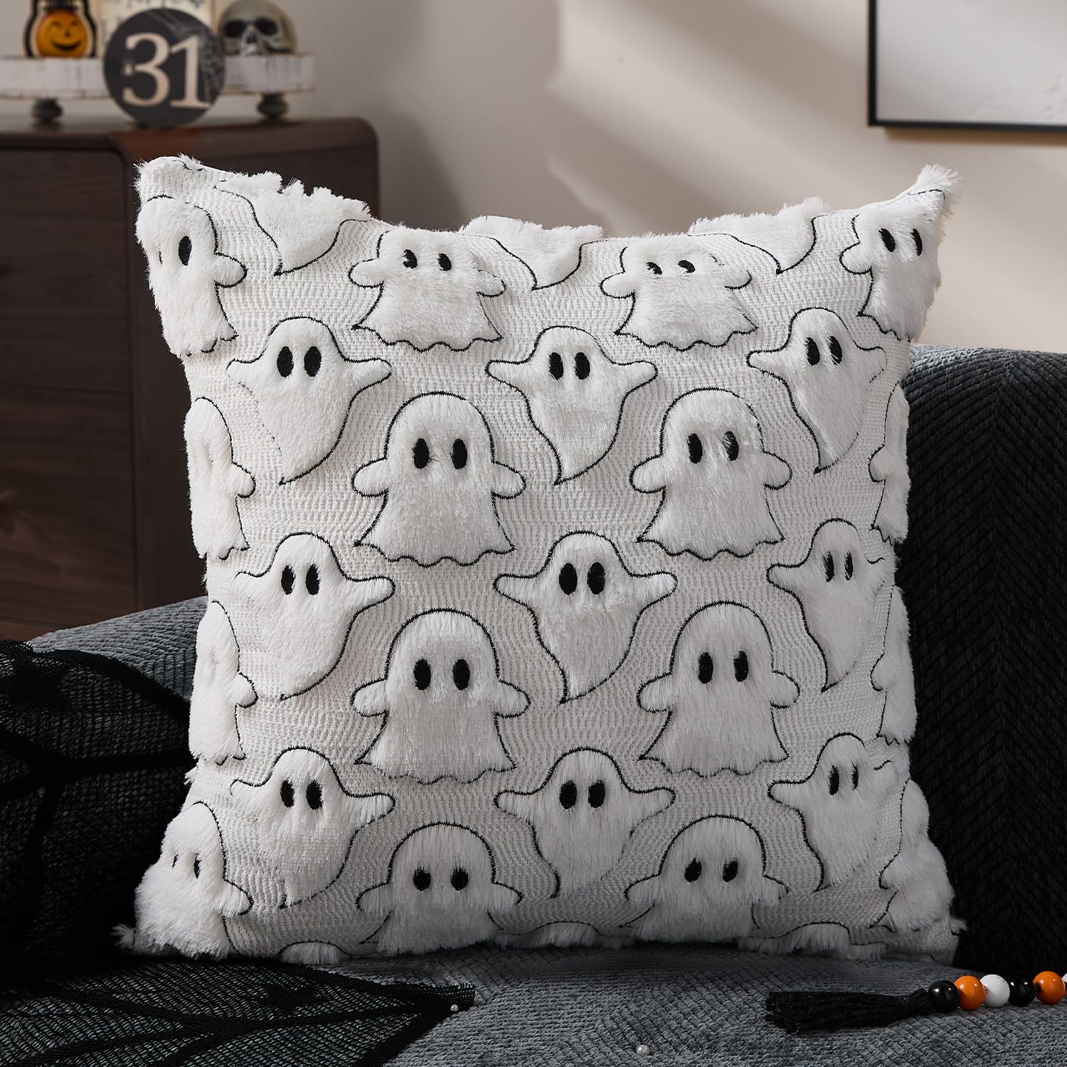 DFXSZ Halloween Ghost Pillow Covers – Set of 2